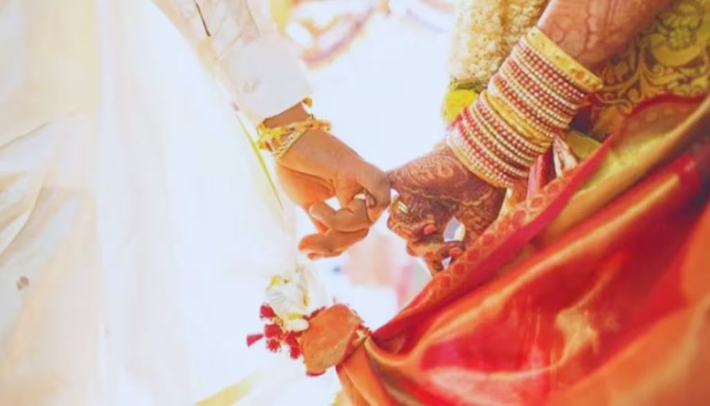 शादी के 4 दिन बाद ही दुल्हन बनी मां, भड़के शौहर ने गुससे में उठाया यह चौकानें वाला कदम