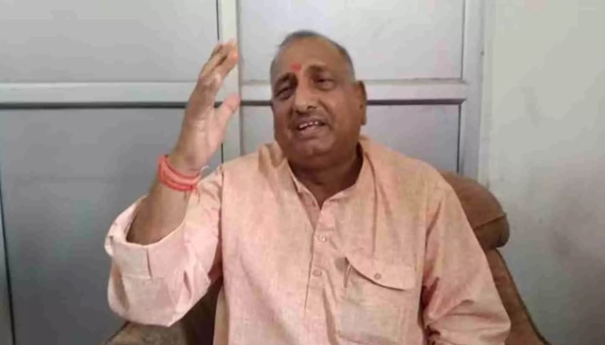 डॉक्टरों के आगे गिड़गिड़ाते रहे पूर्व BJP सांसद, बेड नही मिलने के बाद बेटे कि मौत
