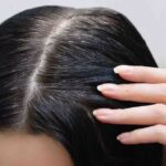 झड़ते बालो से है परेशान, तो इस नुस्खे से मिलेंगे लंबे-काले चमकदार बाल