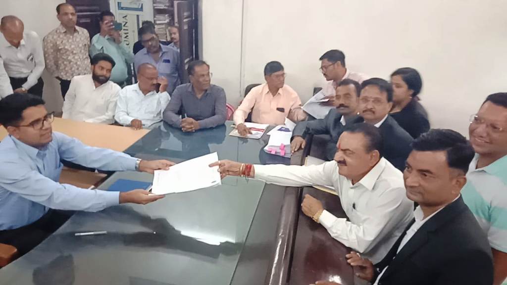 Bundi: BJP candidate Ashok Dogra filed nomination at auspicious time, Jan Ashirwad procession tomorrow