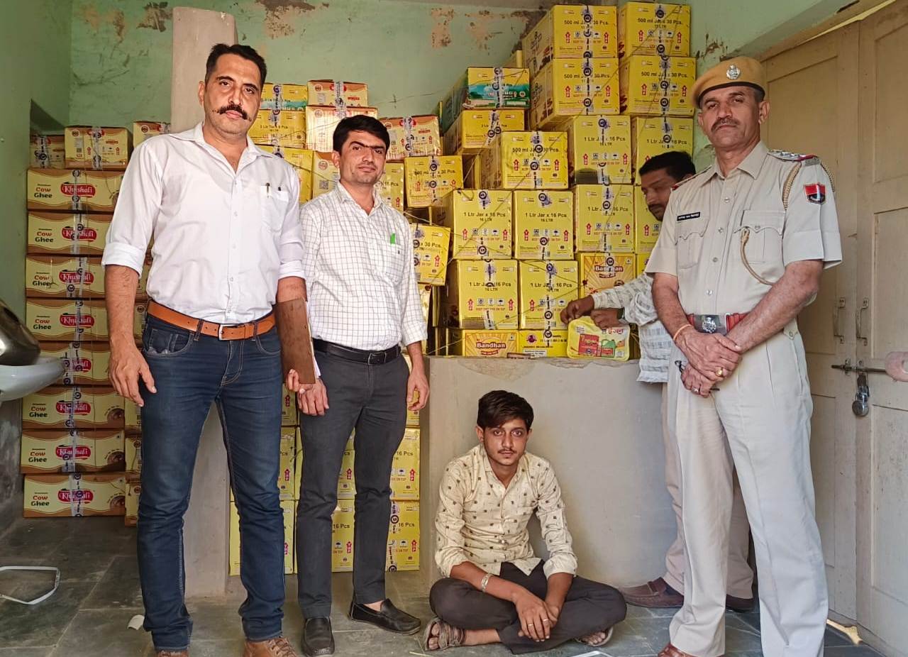 3956 लीटर घी जप्त, गुजरात से फलोदी और बीकानेर होना था सप्लाई, जैसलमेर में फूड टीम एवं पुलिस की संयुक्त कार्रवाई