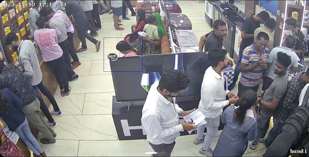 Diwali mega bumper offer scheme, influx of customers at Bundi mobile and electronic shops