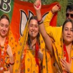 This is how Russian girls campaigned in Rajasthan! For whom are they asking for votes, see- Video