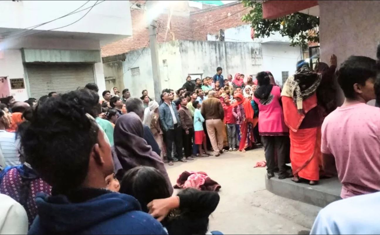 Sensation spread in the area due to triple murder in Jaipur, murder of mother and two children, police engaged in investigation.