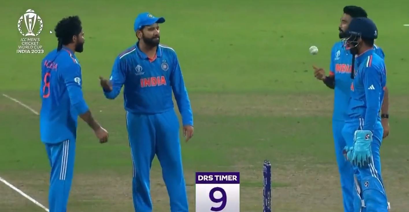 world cup 2023 - रोहित शर्मा ने DRS लेते वक्त कहे अपशब्द, देखे विडियो