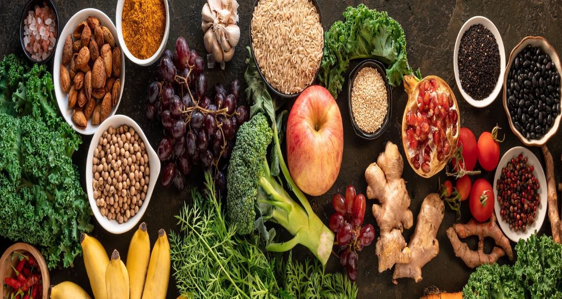 Your brain will always remain young, include these vitamins and minerals in your diet.