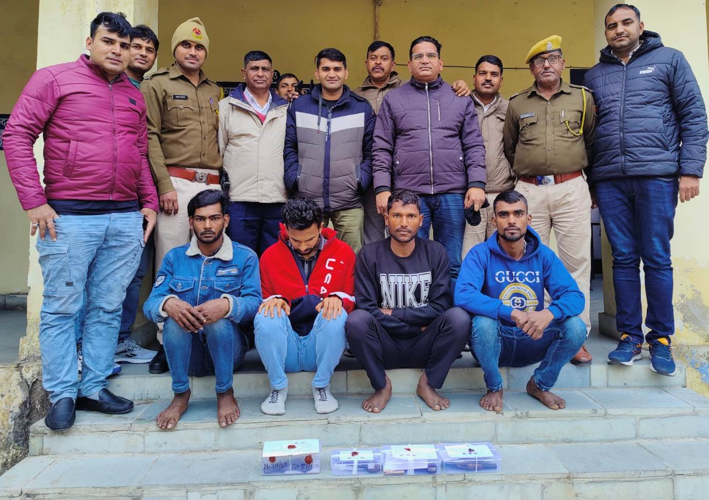 3 country made pistols, 2 country made pistols and 4 cartridges recovered from the miscreants.