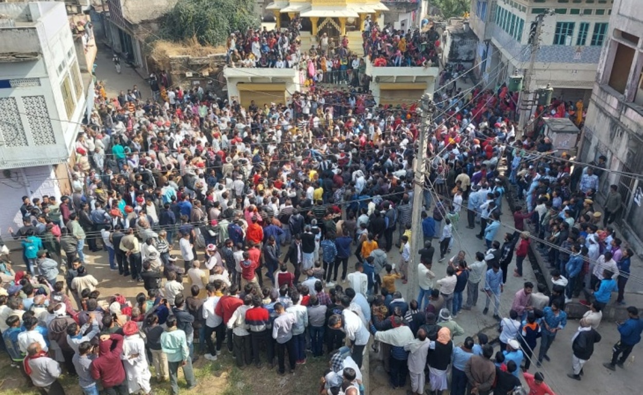 Thousands of people played a unique game, got a hint on 'Dada Mahotsav' in a test of strength