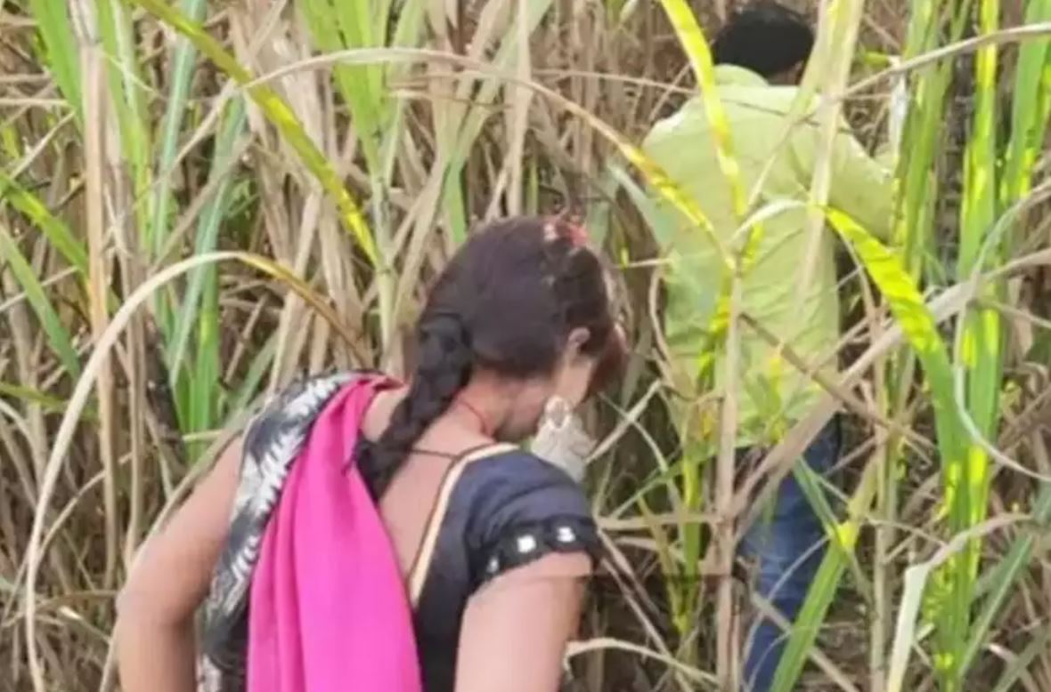 The girlfriend called her lover and invited him to the mustard field, then the girl's husband beat the young man.