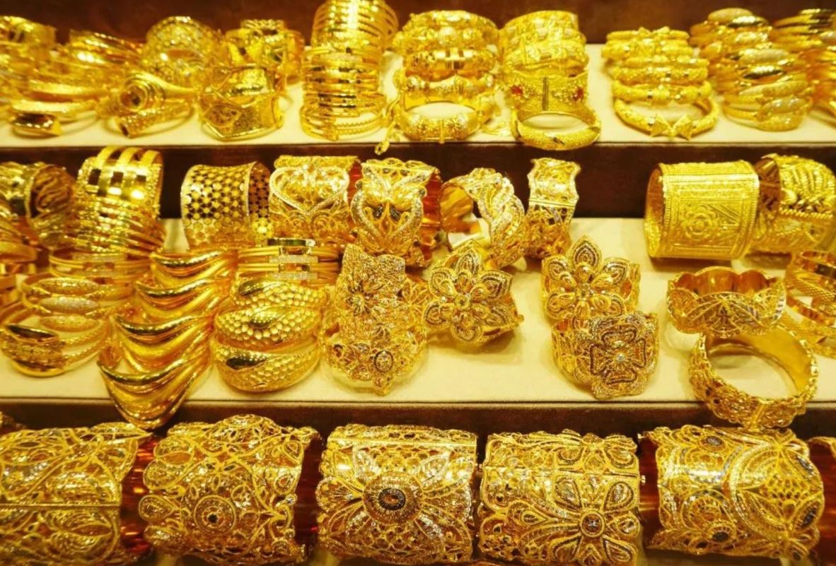 Gold And Silver Rate Today: Gold became costlier, silver also rose, know today's latest prices.