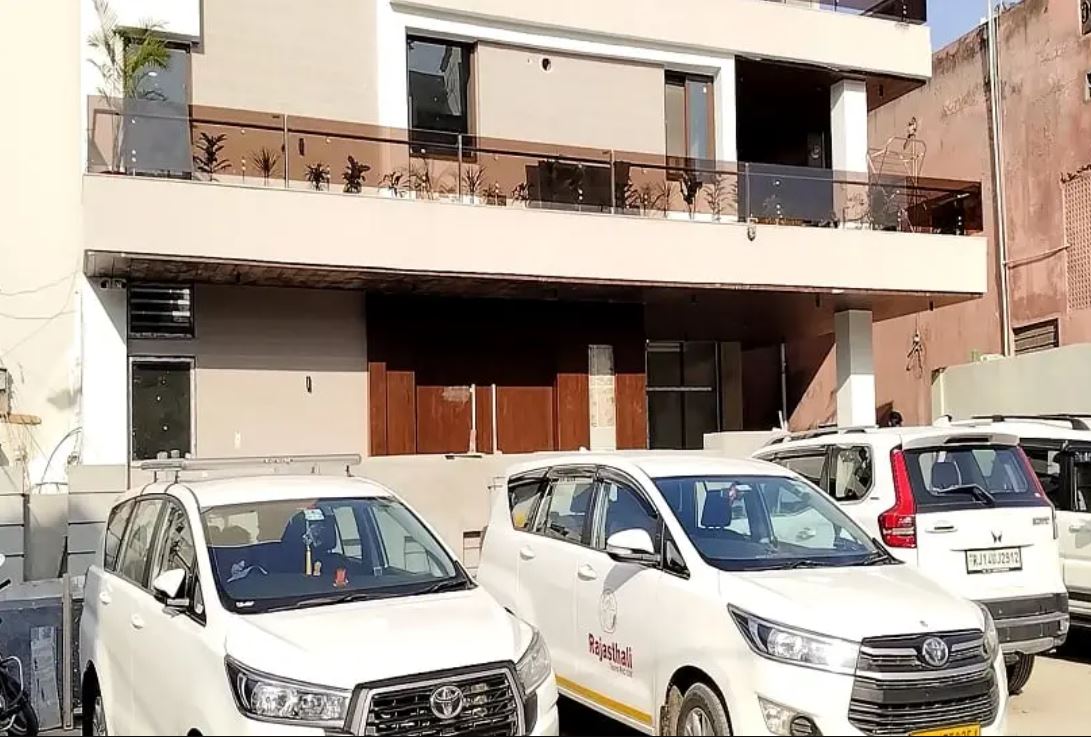 Jal Jeevan Mission scam, ED raid on former minister Mahesh Joshi, contractors and officials, action continues