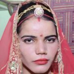 Wife murdered by crushing her head with stones, then called home and said - I am sitting near the dead body