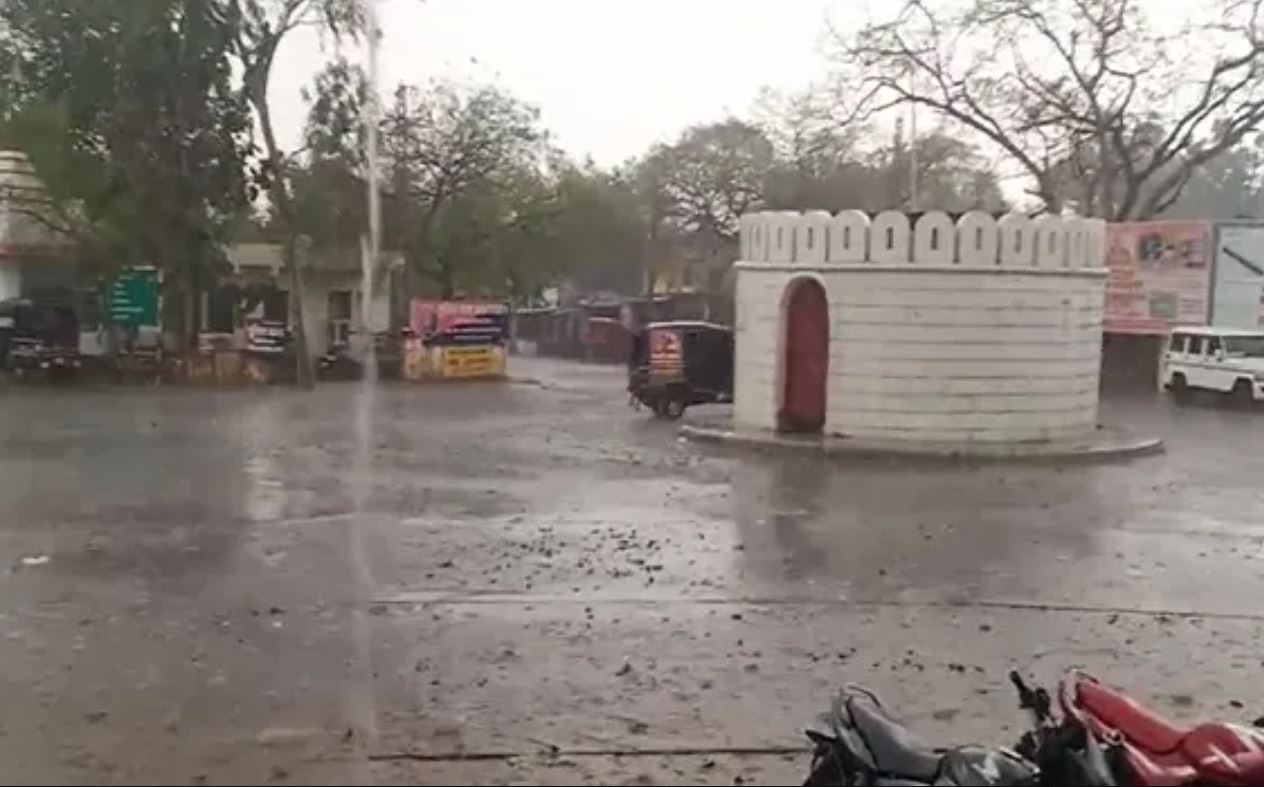 5 killed due to lightning in Rajasthan, IMD issues alert