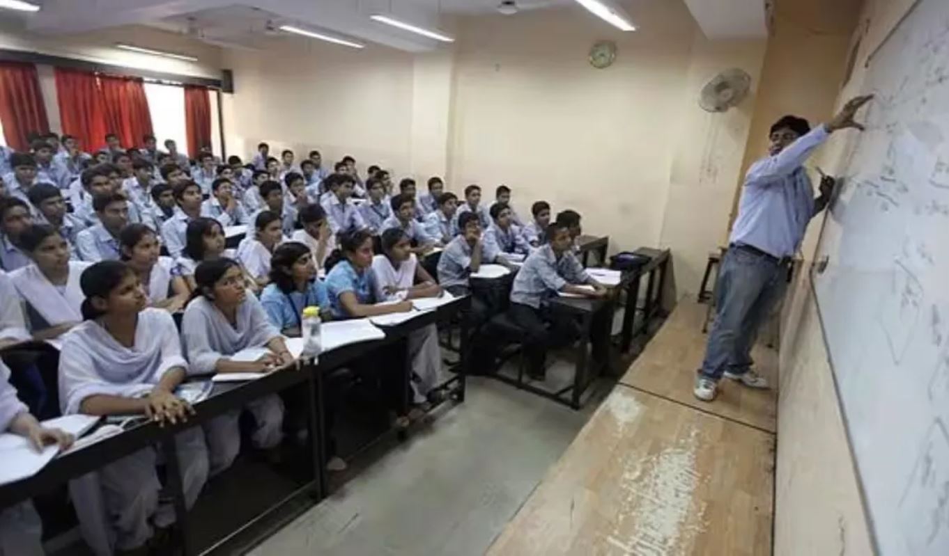 New guidelines issued for coaching institutes in Kota, warning of fine and cancellation of registration for violation of rules.