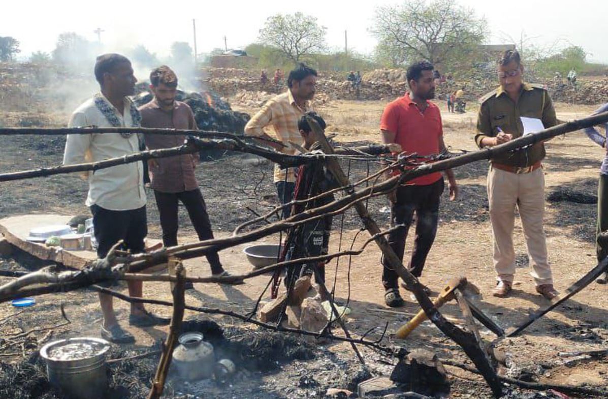 Seven month old baby burnt due to fire in Tapri dies, father also undergoing treatment