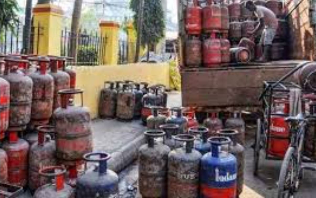 Inflation hit- LPG gas cylinder becomes expensive in Rajasthan, now the prices have increased so much