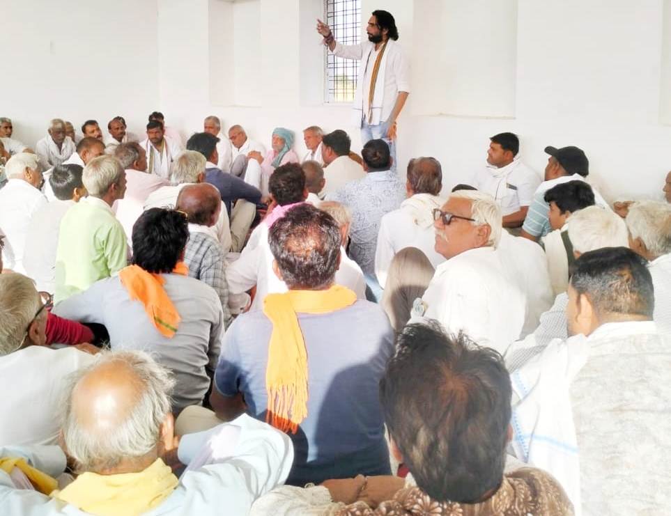 Farmers 2 will shout at the Divisional Commissioner's office regarding releasing water in the canals and operation of K.Patan Sugar Mill.