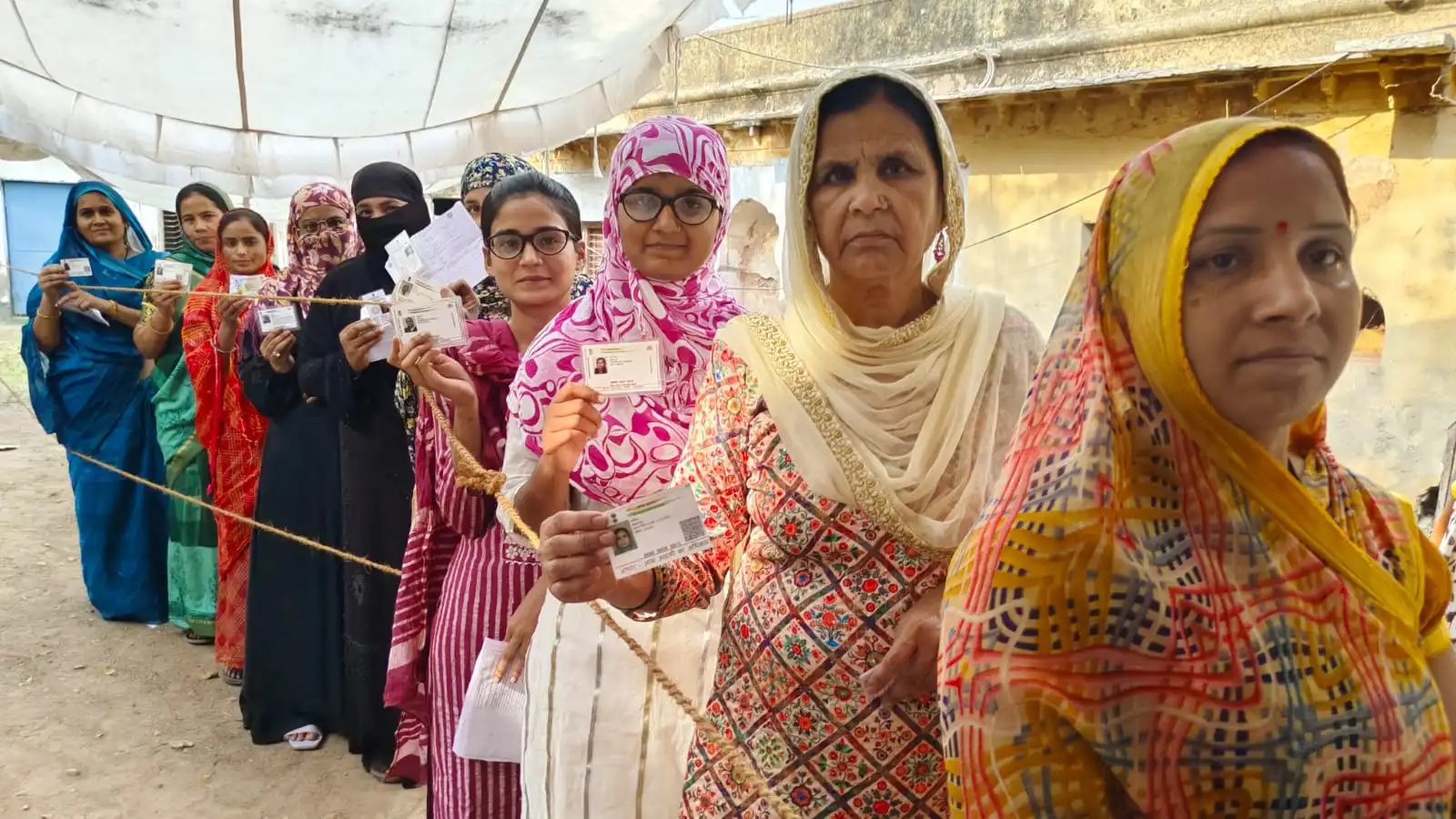 Voting took place enthusiastically in the great festival of democracy, average voting in Bundi district was 66.04 percent.