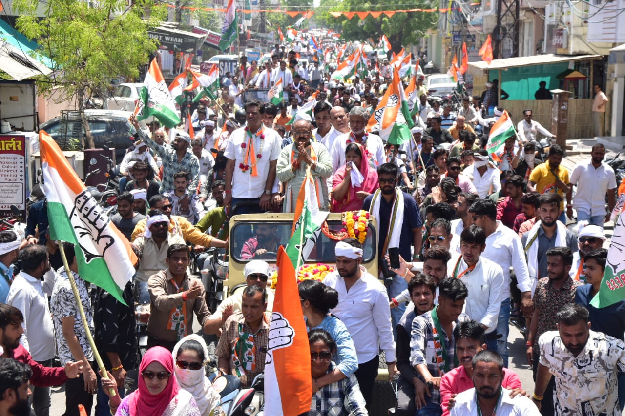 Jan Sangharsh - sought votes by taking out Jan Samarthan Yatra, Gunjal said - Election Commission's silence is surprising