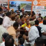 In Bhilwara, MLA Kothari and former MLA Awasthi supporting BJP workers clashed with each other, kicking and punching in the closed hall.