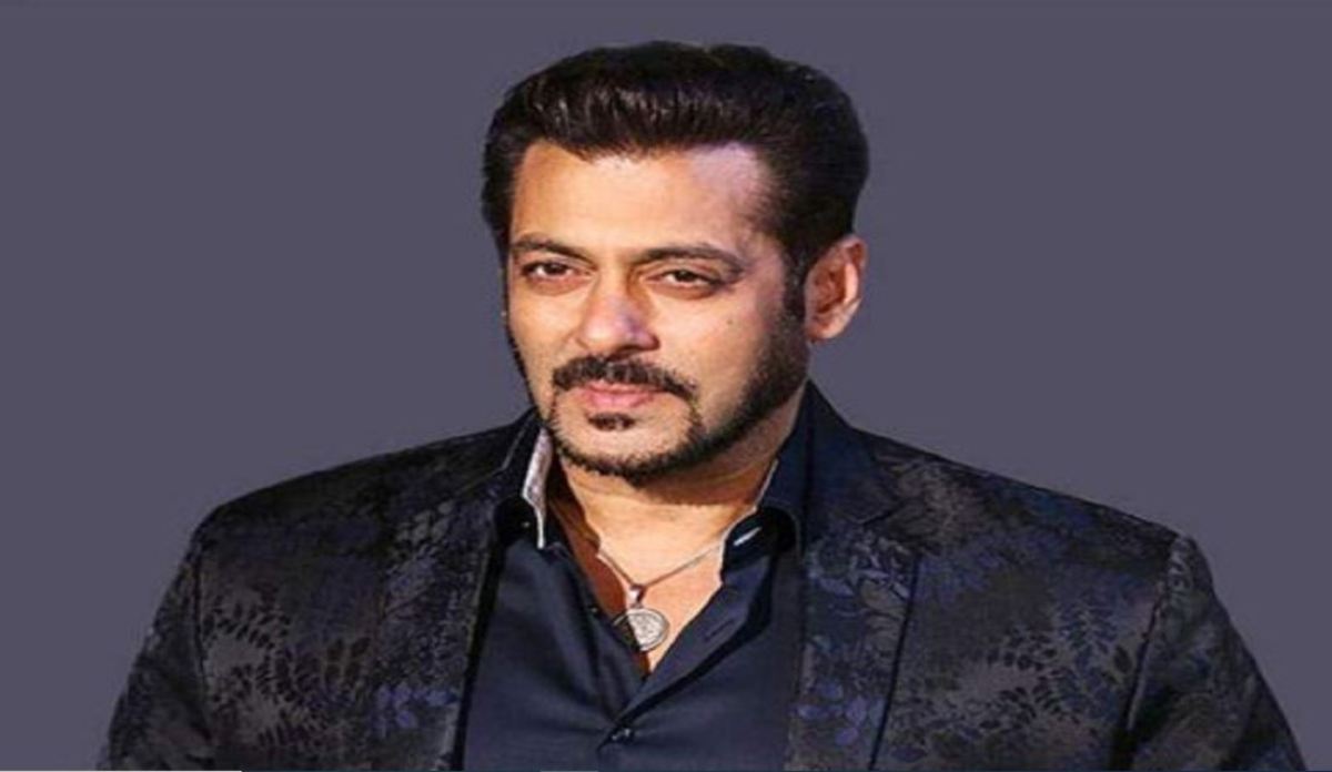 Sensation due to early morning firing outside Bollywood actor Salman Khan's house, attacker absconding