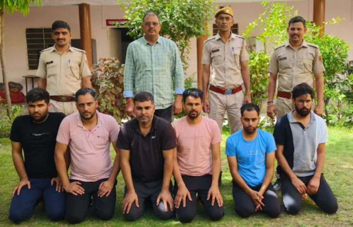 CGPET Recruitment Exam: One candidate was solving Coast Guard exam papers by taking Rs 15 lakh, 6 arrested in Kota