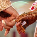 Husband came to celebrate first marriage anniversary, wife asked for divorce to become collector