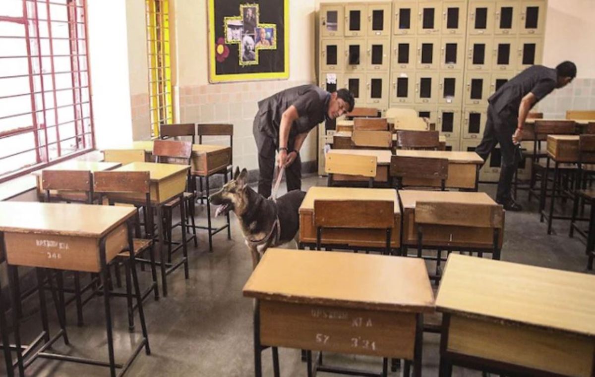 56 schools of Jaipur received bomb blast threat, no suspicious object found, investigation ongoing