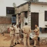 Mother murdered by slitting her throat in front of her son, husband reached the police station and said - I killed my wife