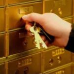 ACB was stunned to see Girdawar's bank locker, found 1 kg 146 grams of gold, know its value