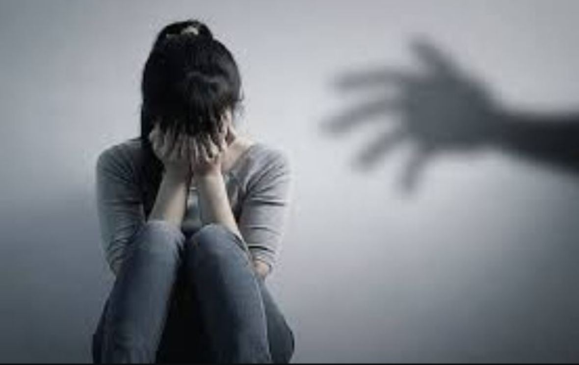 The father became a beast, the daughter became a victim of lust, the mother freed her from her husband's clutches by beating him with a stick.