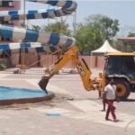 When free entry was not given in the water park of Chittorgarh, it was vandalized with pride, 100 youth created a ruckus.