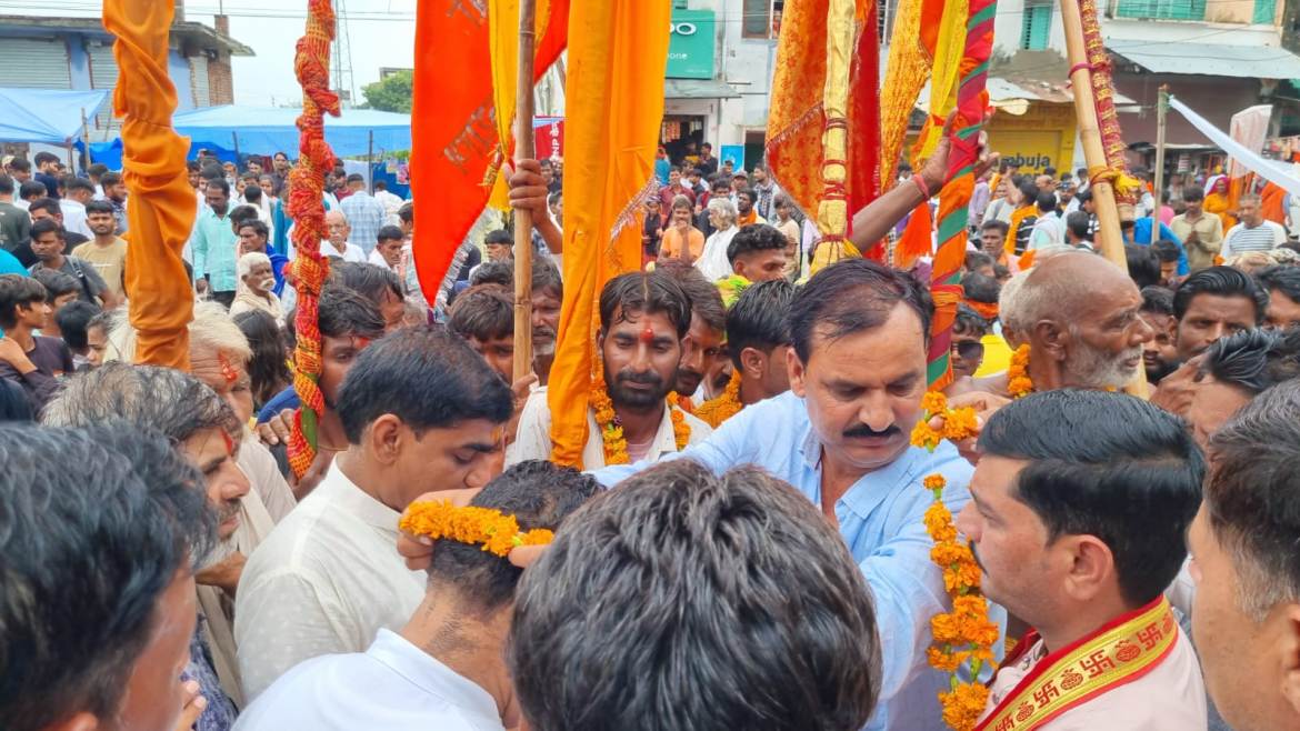 25th Padyatra reached Diggi from Madhya Pradesh, Shri Kalyanji Maharaj's Lakhi Fair ended with flag hoisting.