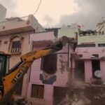 In Udaipur, the attacker drove a bulldozer on the rented house of the student, questions are being raised on the action!