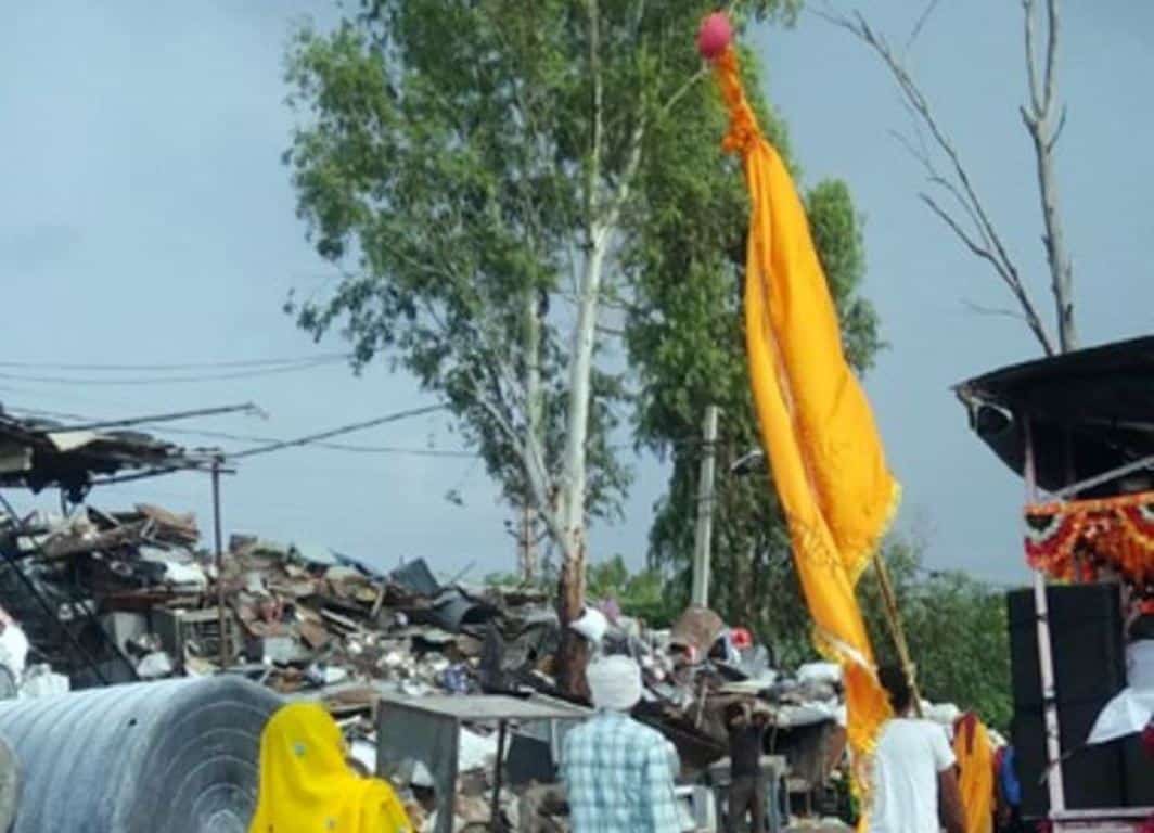 Pedestrian carrying flag for Diggi Kalyan dies after getting hit by 11 thousand KV line