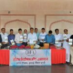 Vande Bharat train reached Bundi station amidst the beat of drums, Hotel Federation gave grand welcome
