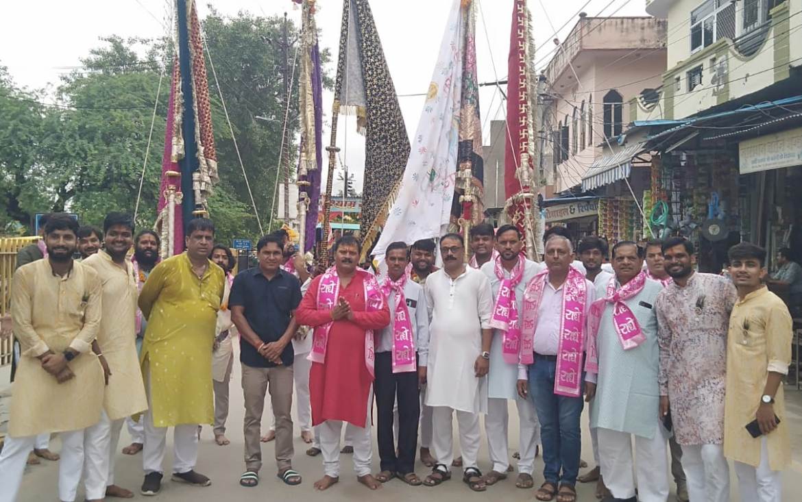 The fourth padayatra from Niwai to Khatudham started with much fanfare.