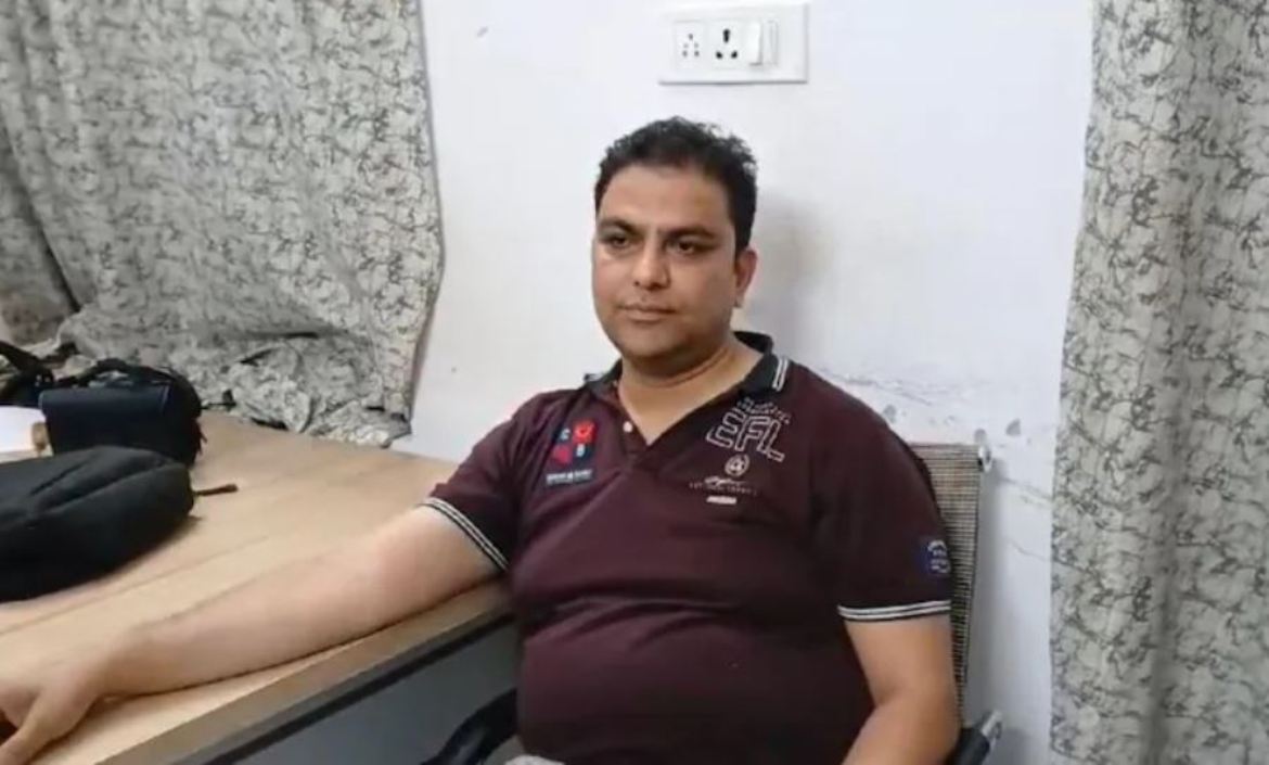 ACB caught Assistant Commissioner of Devasthan Department with bribe amount of Rs 3.60 lakh.