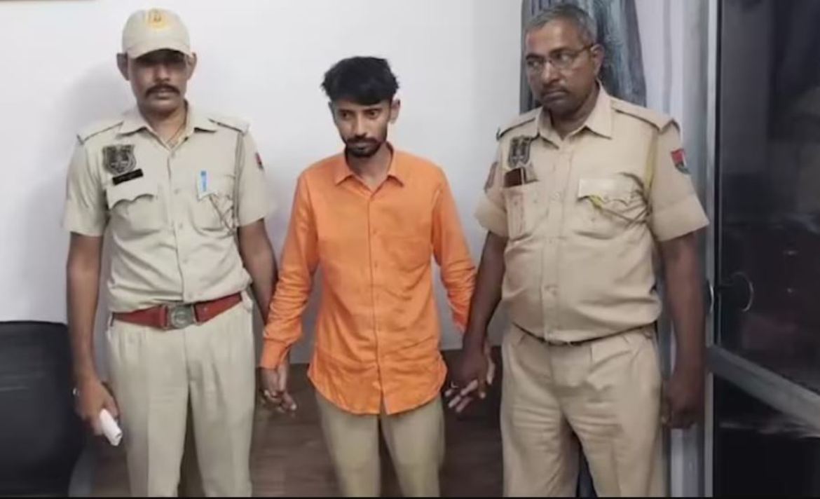 Muslim vegetable seller attacked by calling him Bangladeshi in Jaipur, accused arrested, video maker also caught