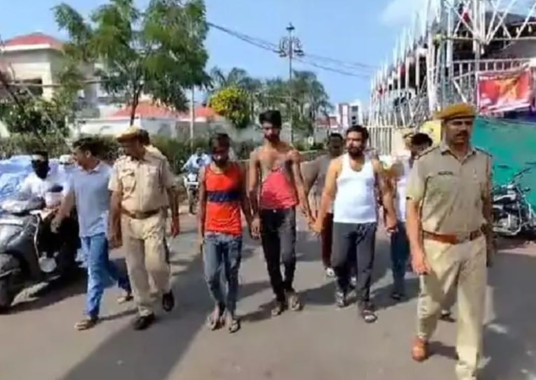 Police organized a foot parade of those who made the child strip naked and dance, 6 accused were arrested