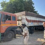 Vigilance team of Mines Department caught two dumpers and a trailer transporting illegal gravel.
