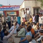 Uproar after theft incident in warehouse, traders protested by closing the market
