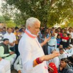 Kirori met slap scandal accused Naresh Meena in jail, villagers told ministers who reached Samravata - give justice, otherwise we will die.
