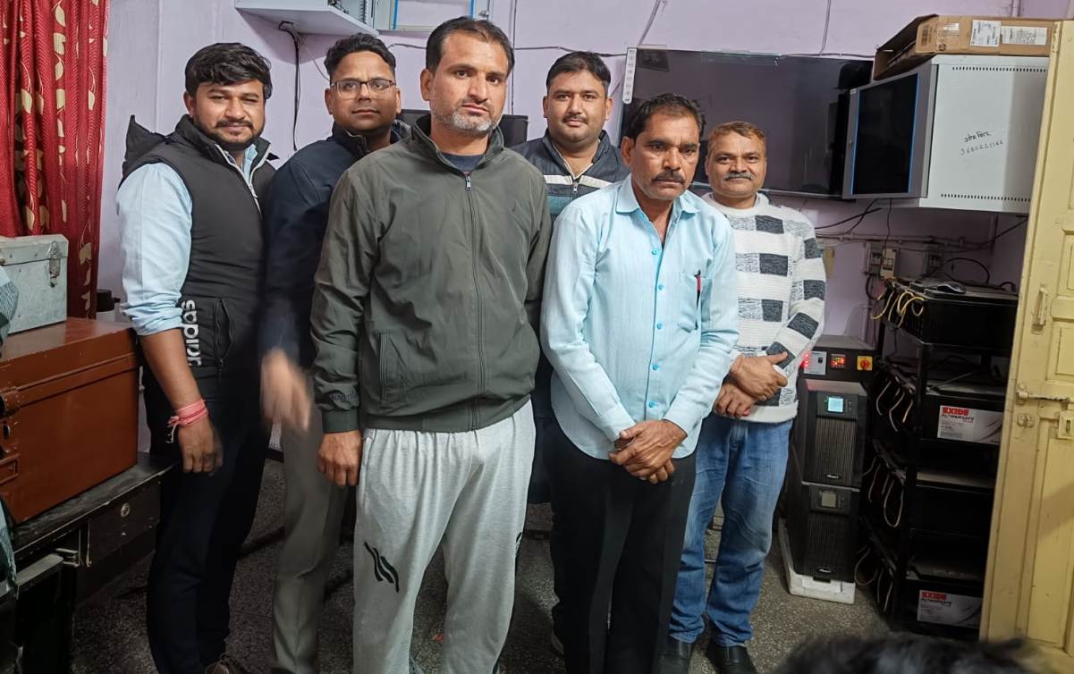 JVVNL's technician-II and his broker arrested red-handed taking bribe of Rs 15,000