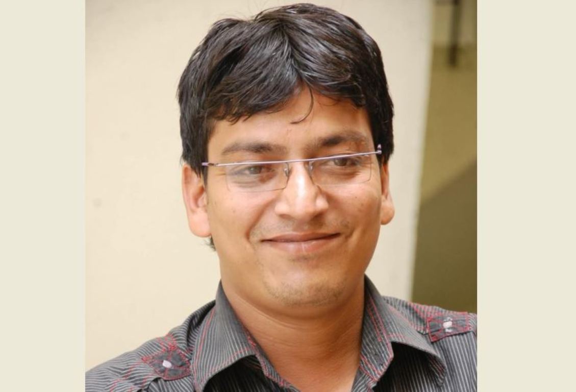 Lok Sabha Speaker Om Birla's PA Jeevandhar Jain received many congratulations on his birthday.