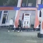 Controversy after filling petrol, miscreants set fire to the pump, live video of the incident goes viral