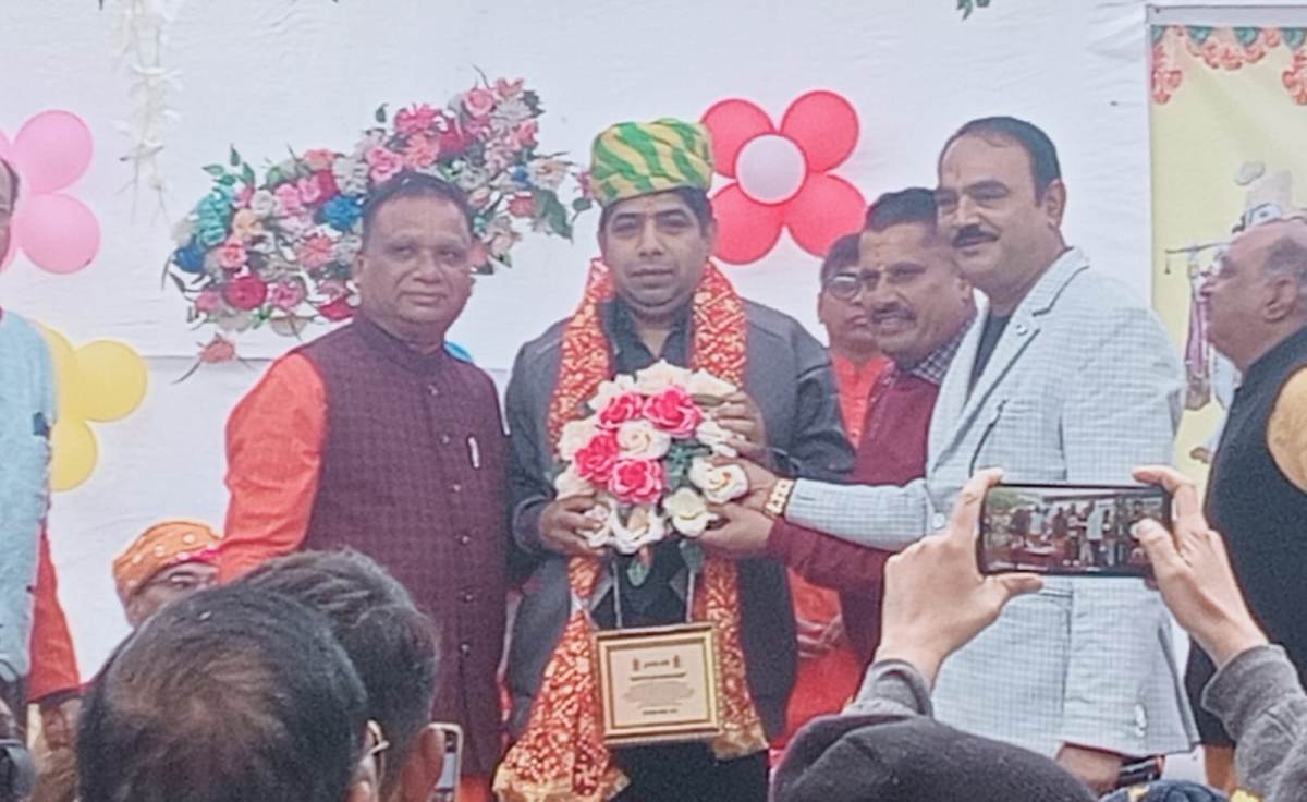 The talents of all Brahmin community were honored with Brahmin Gaurav Samman.