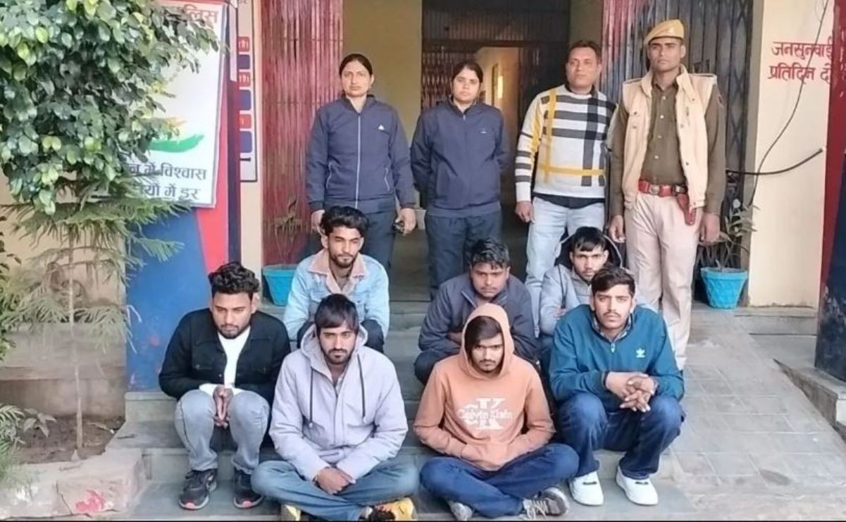 Police raided guest house and hotel, 7 youths found in suspicious condition with women