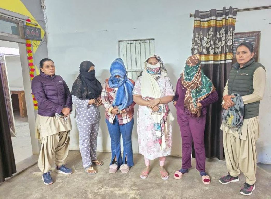 Police raid on spa center: four girls involved in immoral activities arrested