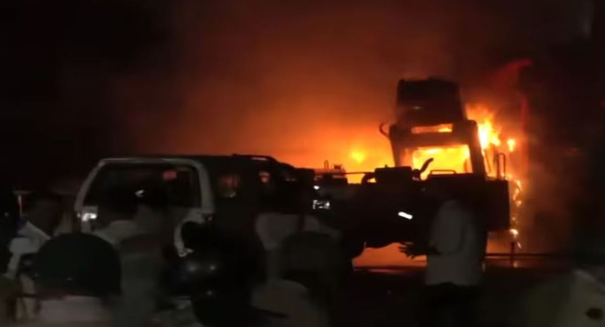 Violence erupted in Nagpur, clash between two groups after Aurangzeb controversy, several policemen injured